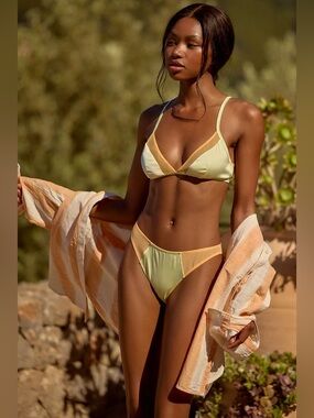 🆕 Anthropologie LyreBird Satin Mesh Bikini Briefs and Bra Set Size Small